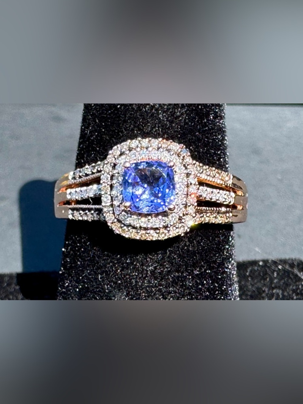 14k Rose Gold Tanzanite & Diamond Ring